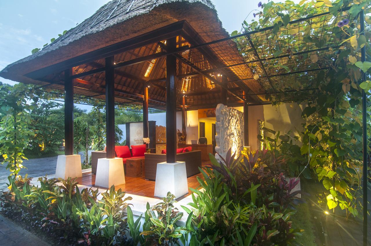 Trumbu Nusa Jimbaran Esterno foto