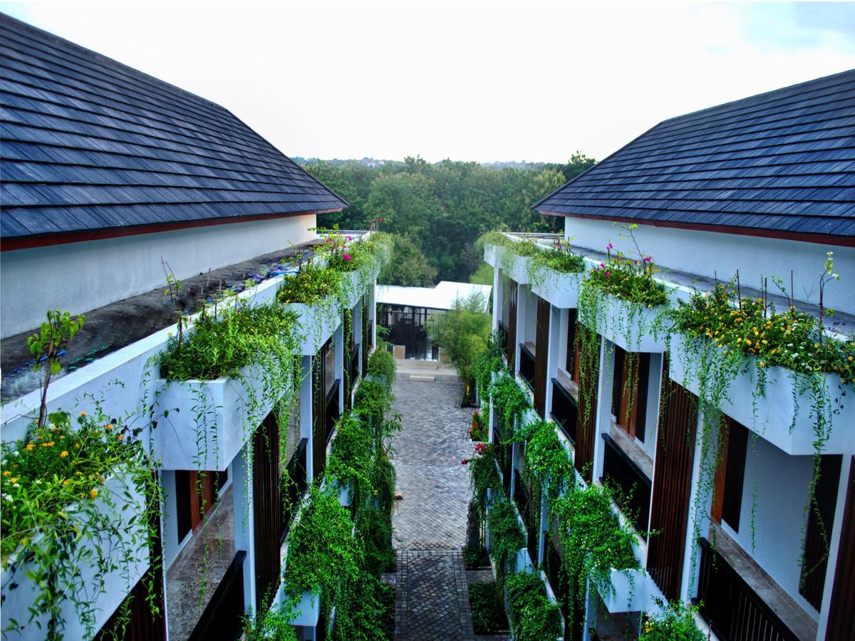 Trumbu Nusa Jimbaran Esterno foto