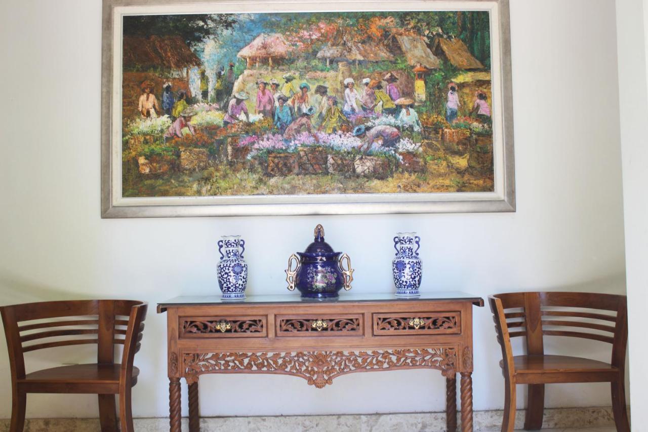 Trumbu Nusa Jimbaran Esterno foto